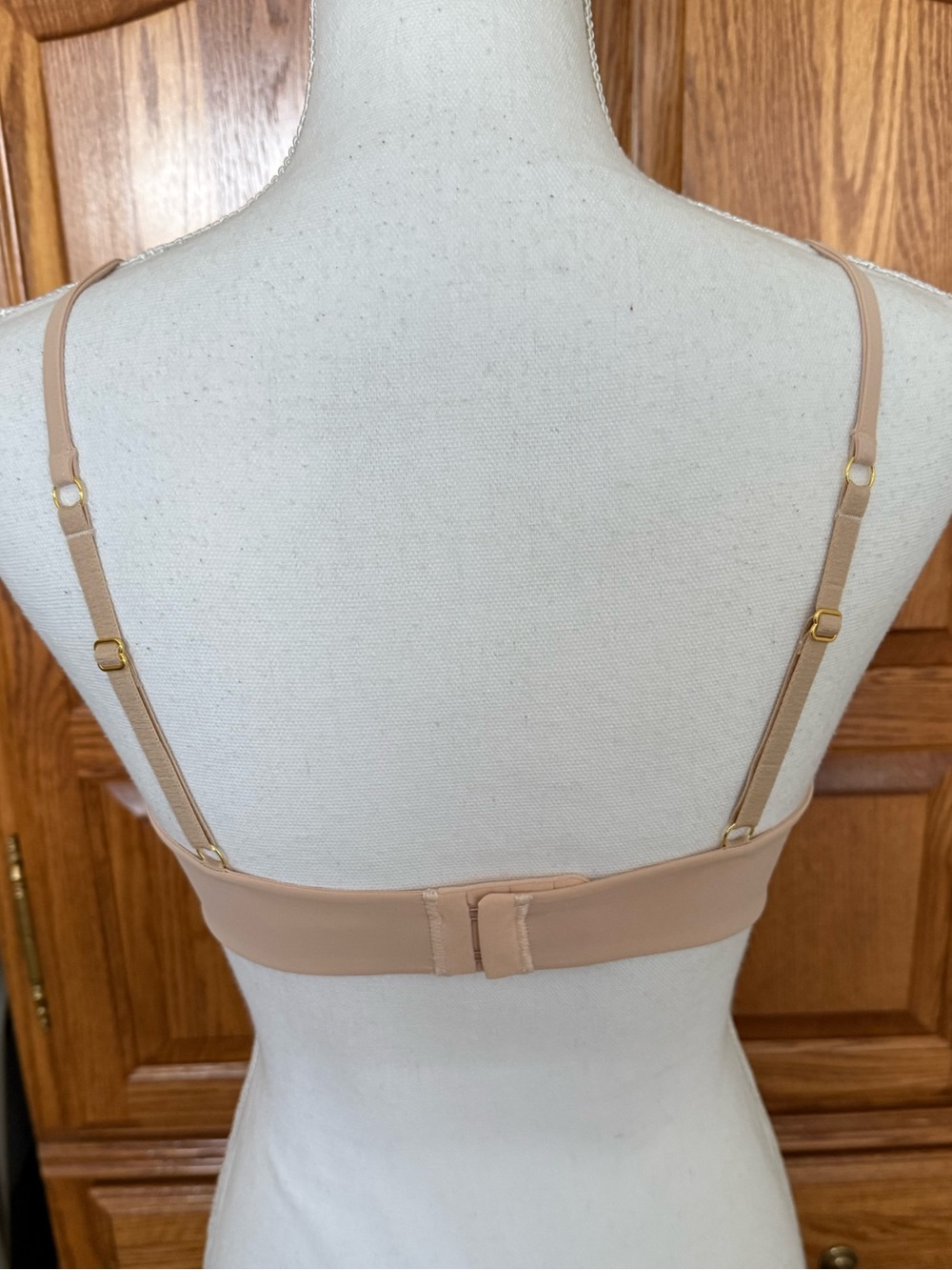 Everyday Nude T-Shirt Bra with Sheer Panels - Picture 5 of 10